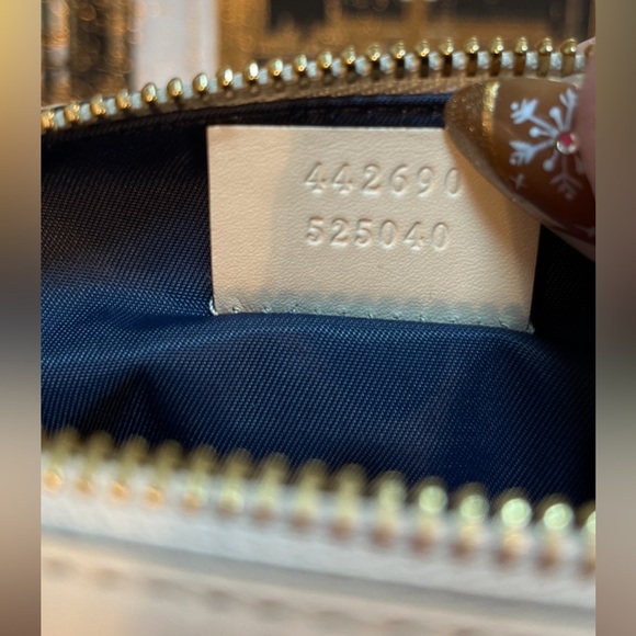 Gucci Marmont Pouch - Picture 12 of 12